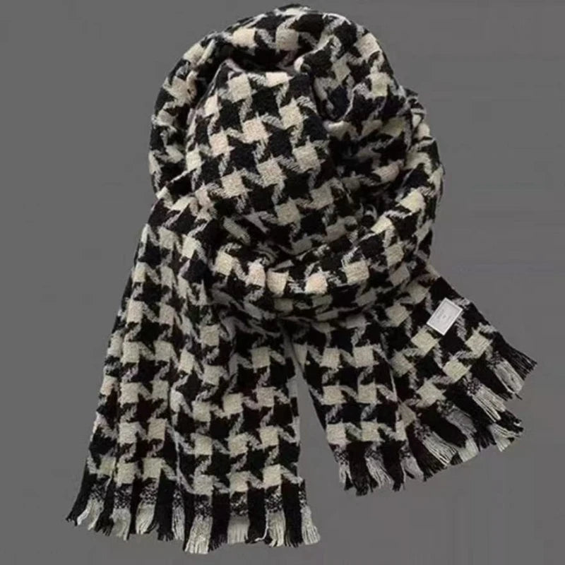 Black and White Plaid Printed Scarf Women's Autumn and Winter Polyester Fiber Scarf Fashionable and Versatile Warm Neck Shawl